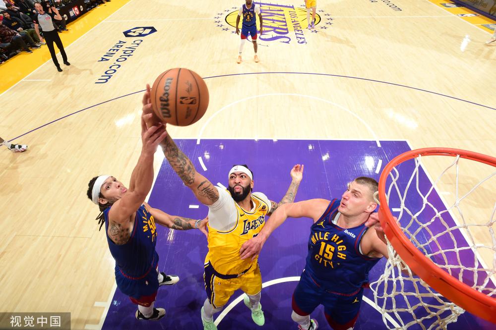 她经历了无 她经历了无