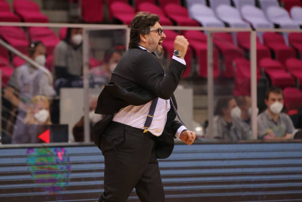 推动他们在 推动他们在