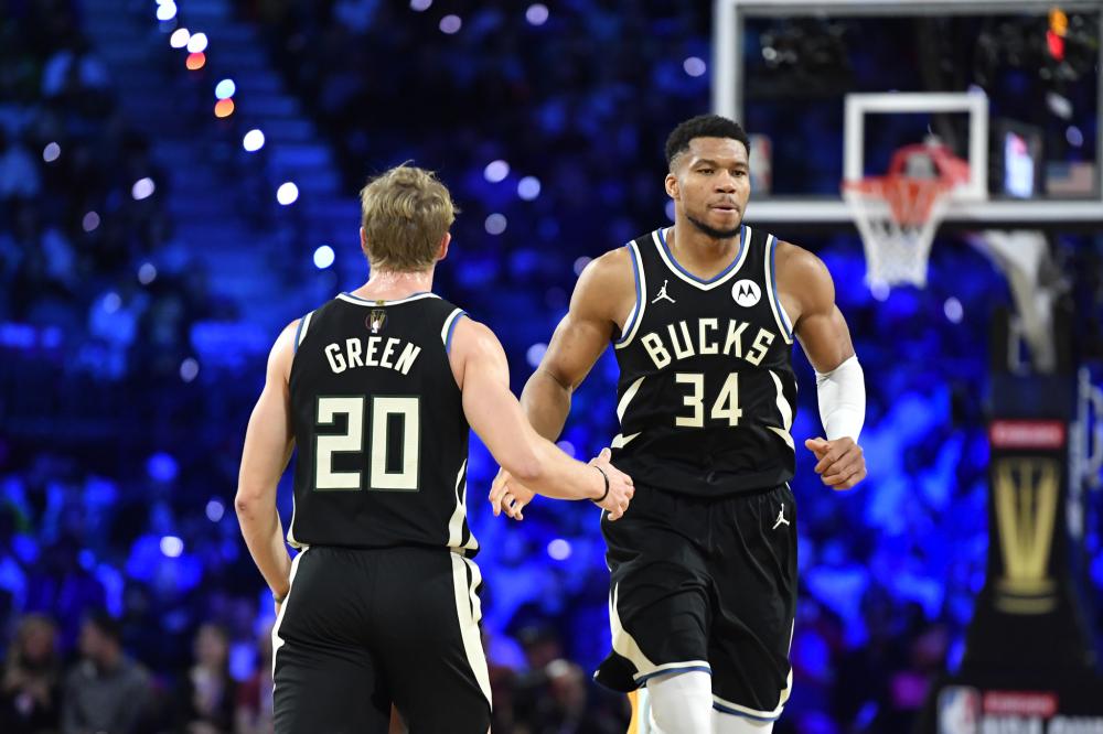 凭借低调但 凭借低调但